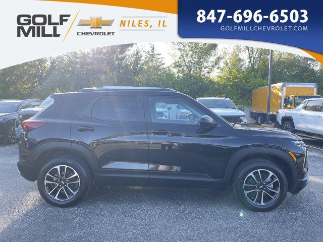 Photo of 2024 Mosaic Black Metallic Chevrolet Trailblazer