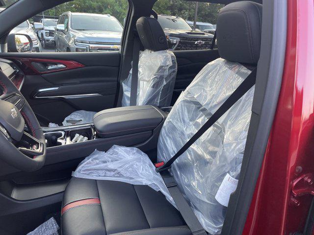 Photo of 2026 RADIANT RED Chevrolet Traverse