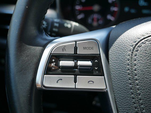 Photo of 2022 Glacial White Pearl Kia Telluride