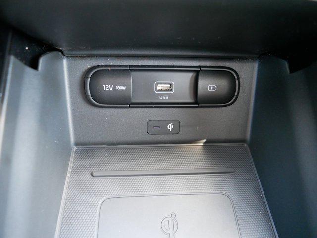 Photo of 2022 Ebony Black Kia Telluride