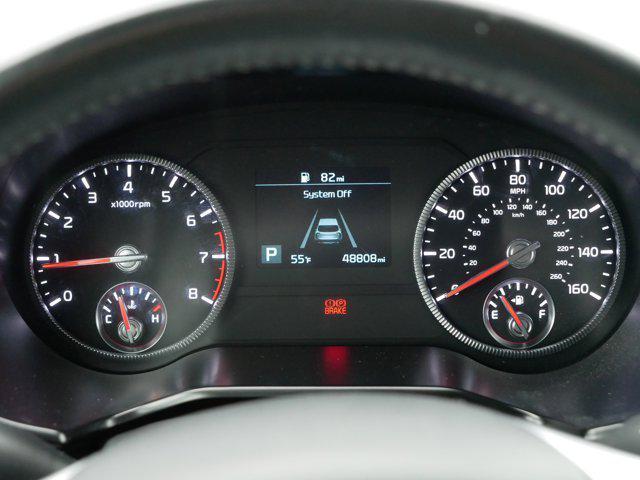 Photo of 2022 Glacial White Pearl Kia Telluride