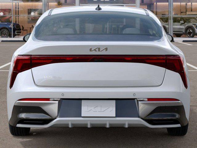 Photo of 2025 Snow White Pearl Kia K5