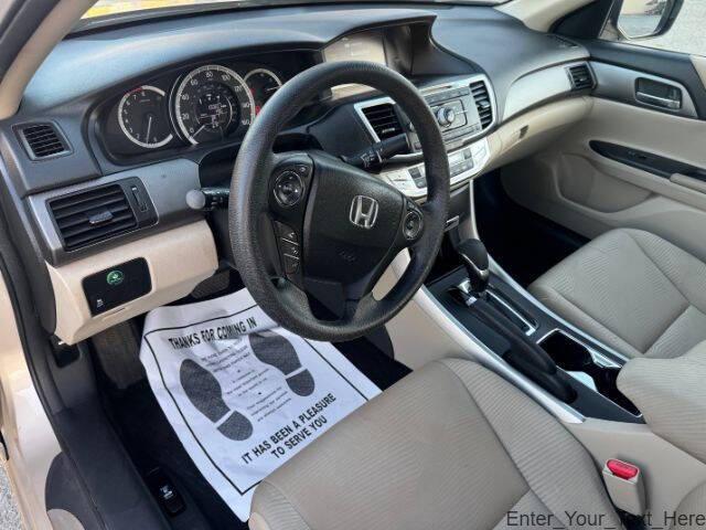 Photo of 2014 GOLD Honda Accord