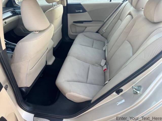 Photo of 2014 GOLD Honda Accord