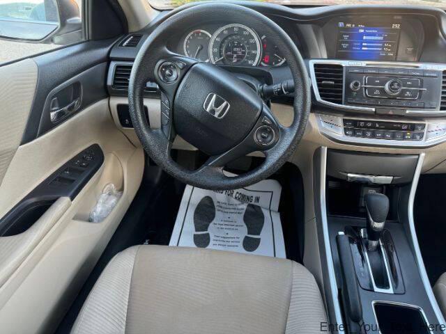 Photo of 2014 GOLD Honda Accord