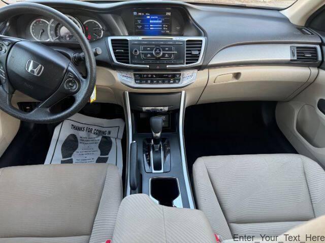 Photo of 2014 GOLD Honda Accord