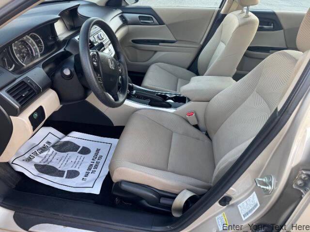 Photo of 2014 GOLD Honda Accord