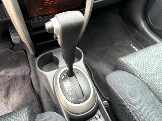 Photo of 2006 Polar White Scion xA
