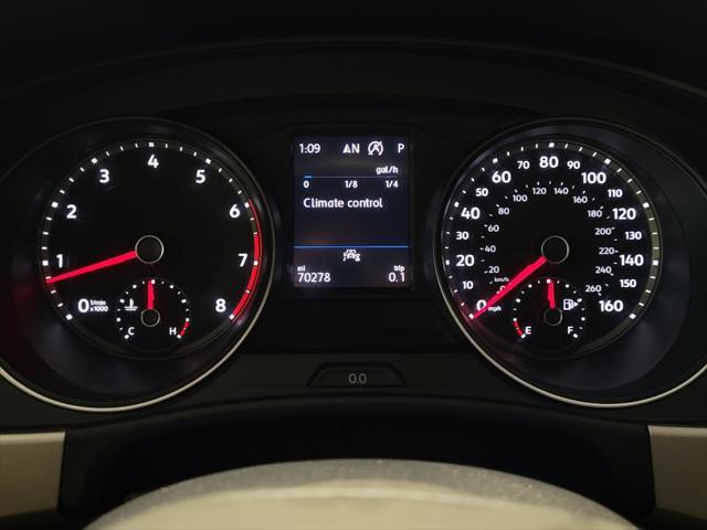 Photo of 2021 Racing Green Metallic Volkswagen Atlas
