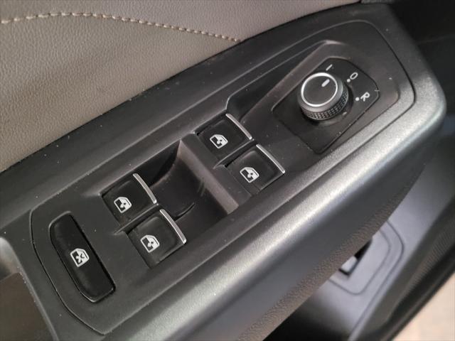 Photo of 2021 Racing Green Metallic Volkswagen Atlas