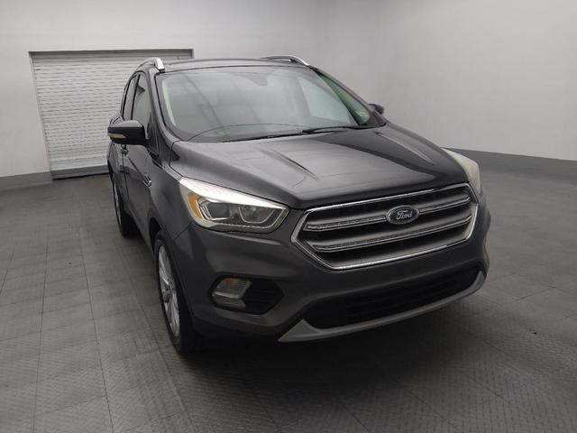 Photo of 2017 White Platinum Metallic Tri-Coat Ford Escape