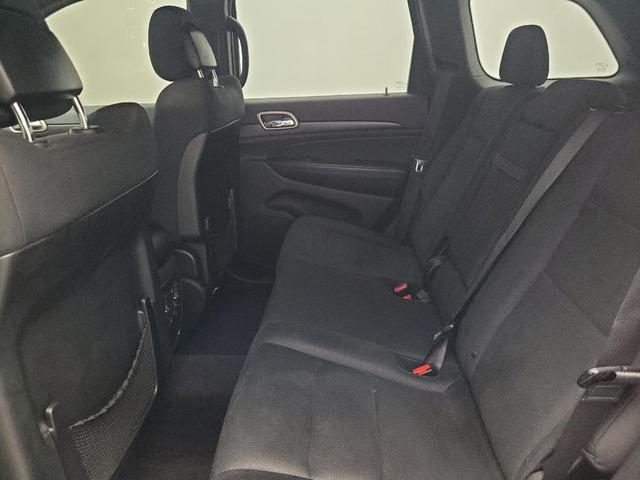 Photo of 2016 Velvet Red Pearlcoat Jeep Grand Cherokee