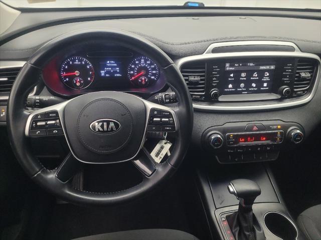 Photo of 2019 Silver Kia Sorento