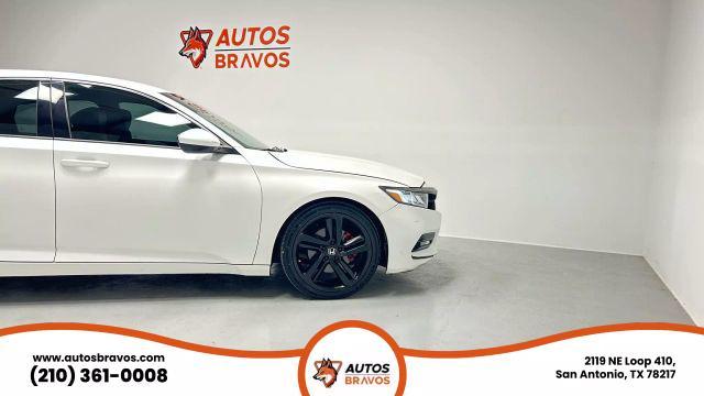 Photo of 2019 White Honda Accord