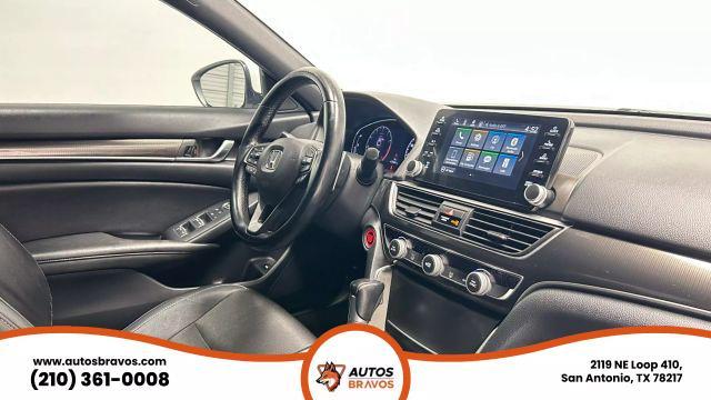 Photo of 2019 White Honda Accord