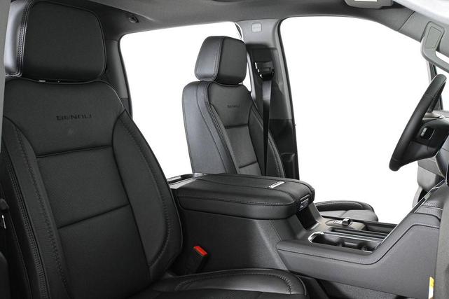 Photo of 2025 Summit White GMC Sierra 3500