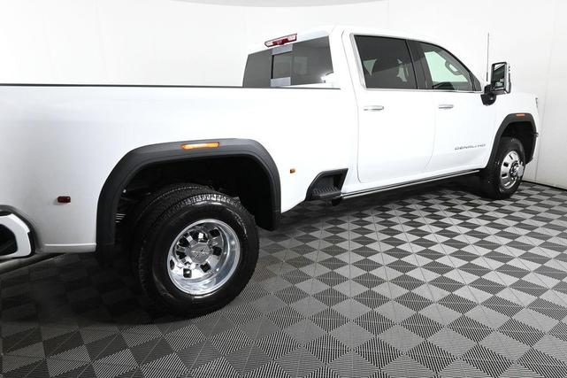 Photo of 2025 Summit White GMC Sierra 3500