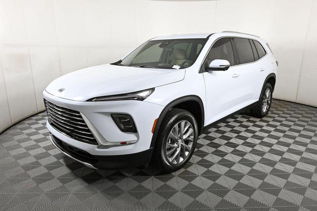 Photo of 2026 White Tri-Coat Buick Enclave