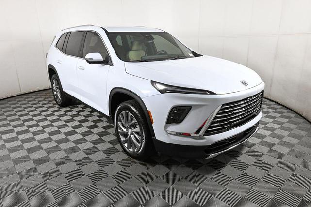 Photo of 2026 White Tri-Coat Buick Enclave