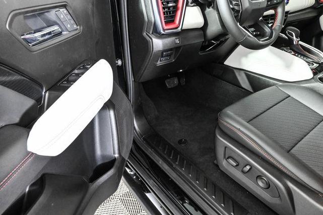 Photo of 2025 Onyx Black GMC Canyon