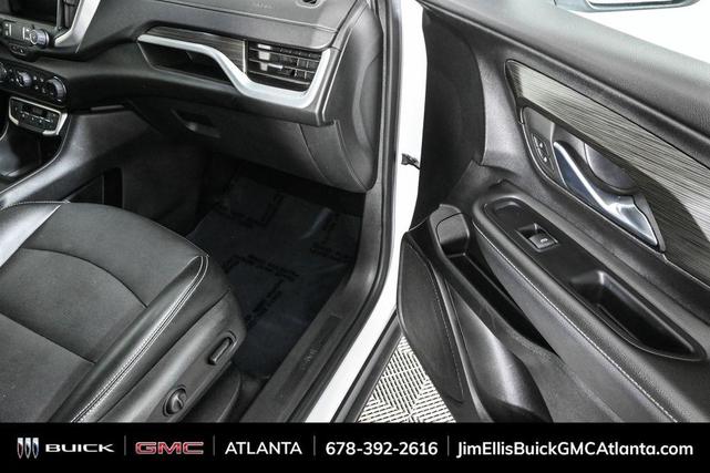 Photo of 2023 Summit White GMC Terrain
