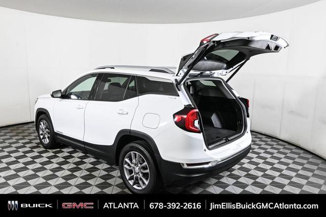 Photo of 2023 Summit White GMC Terrain