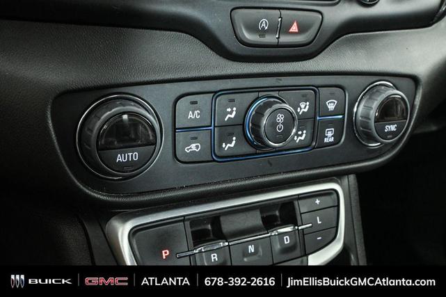 Photo of 2023 Summit White GMC Terrain