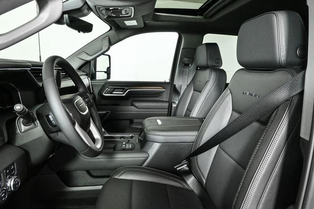 Photo of 2025 White Frost Tri-Coat GMC Sierra 3500