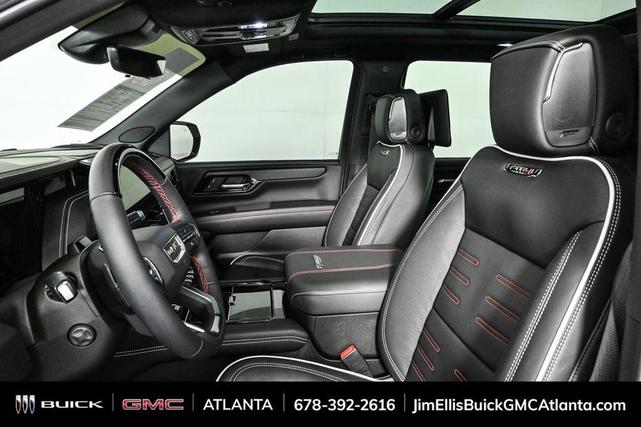 Photo of 2025 Summit White GMC Yukon