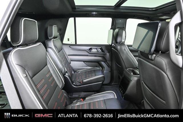 Photo of 2025 Summit White GMC Yukon