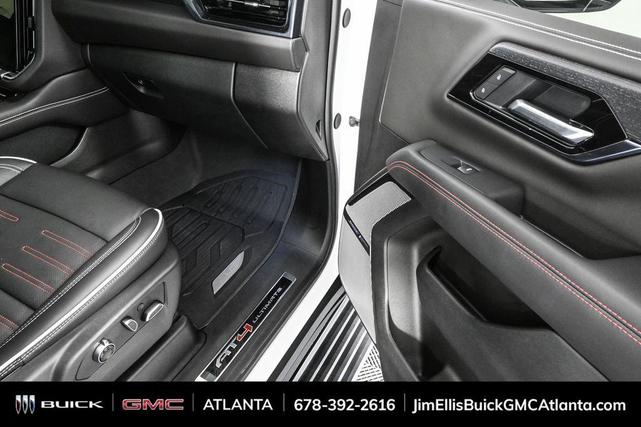 Photo of 2025 Summit White GMC Yukon