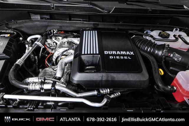 Photo of 2025 Summit White GMC Yukon