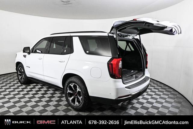 Photo of 2025 Summit White GMC Yukon