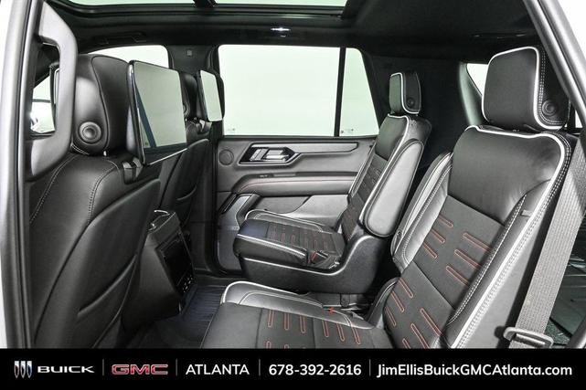 Photo of 2025 Summit White GMC Yukon