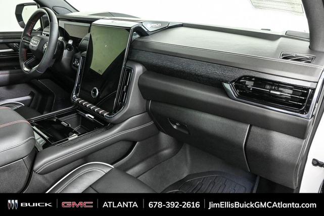 Photo of 2025 Summit White GMC Yukon