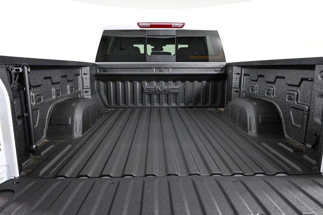 Photo of 2025 Summit White GMC Sierra 1500