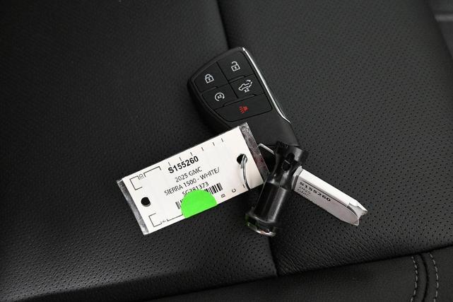 Photo of 2025 Summit White GMC Sierra 1500