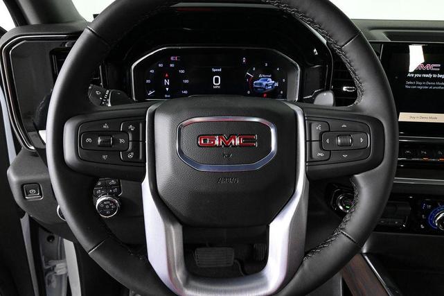 Photo of 2025 Summit White GMC Sierra 1500