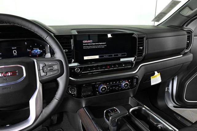 Photo of 2025 Summit White GMC Sierra 1500