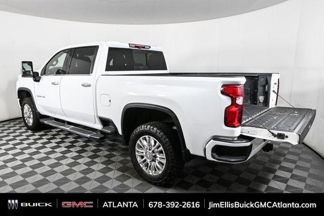 Photo of 2022 Summit White Chevrolet Silverado 2500