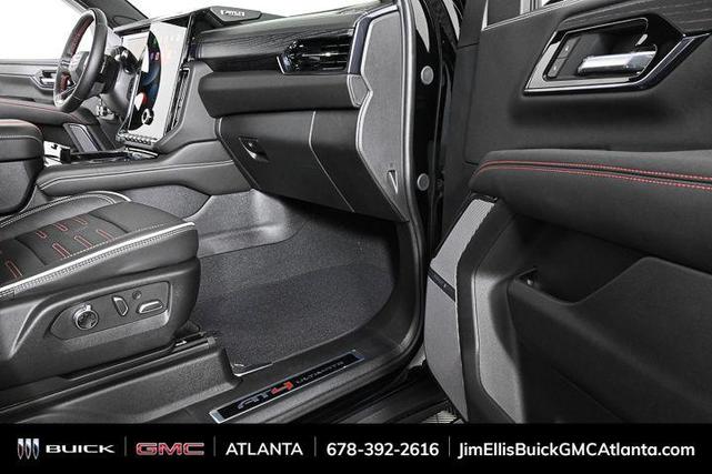 Photo of 2025 Onyx Black GMC Yukon