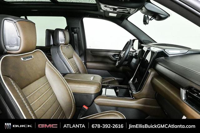 Photo of 2025 Onyx Black GMC Yukon