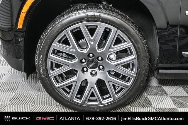 Photo of 2025 Onyx Black GMC Yukon
