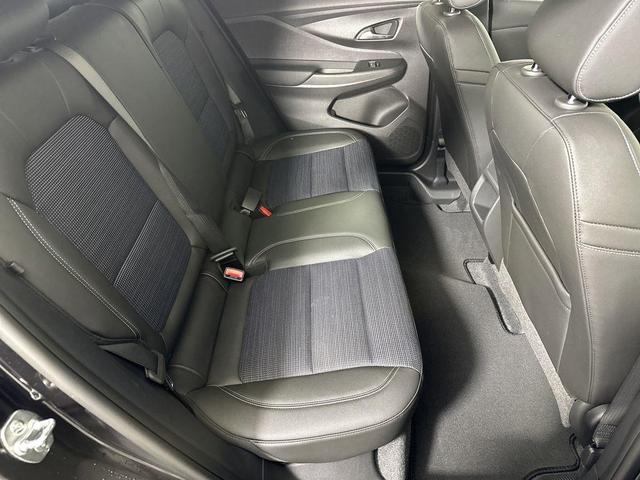 Photo of 2025 Ebony Twilight Metallic Buick Envista