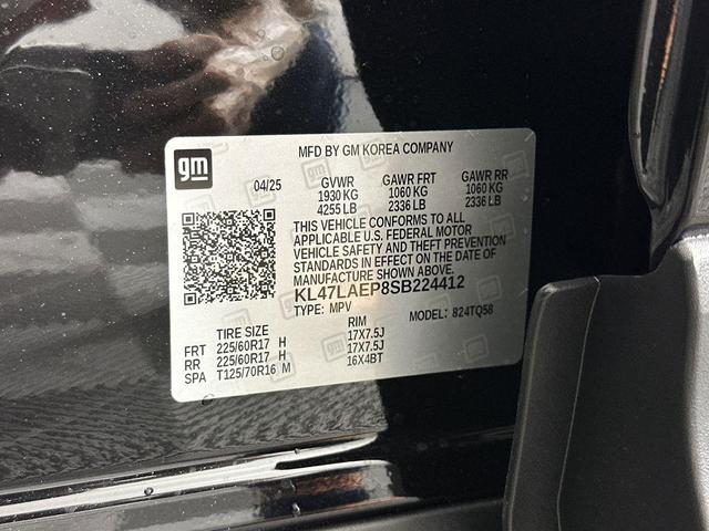 Photo of 2025 Ebony Twilight Metallic Buick Envista