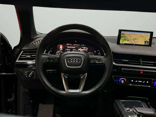 Photo of 2018 Black Audi Q7