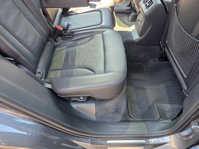 Photo of 2017 Gray Audi Q5
