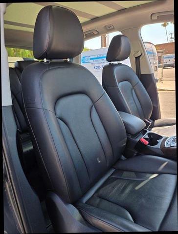 Photo of 2017 Gray Audi Q5