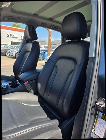 Photo of 2017 Gray Audi Q5