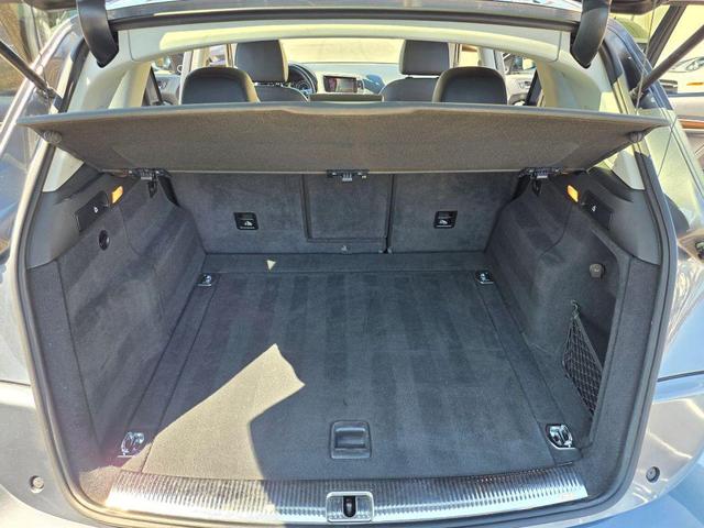 Photo of 2017 Gray Audi Q5